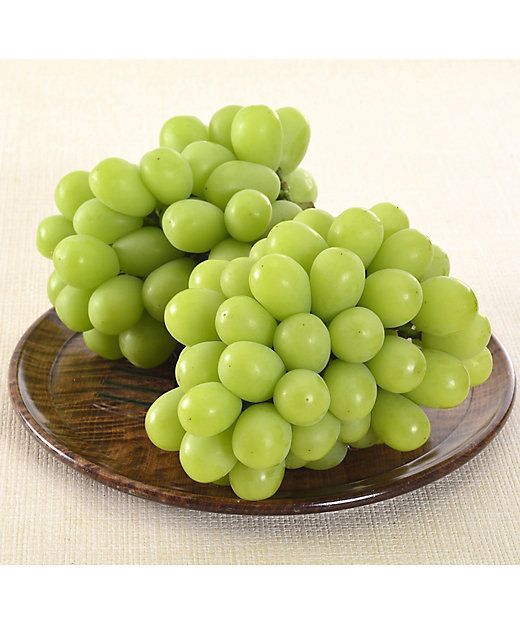 Chùm nho mang ý nghĩa tài lộc lan tỏa