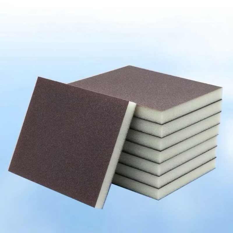 Miếng chà nhám xử lý vết cháy cứng đầu trong phòng bếp