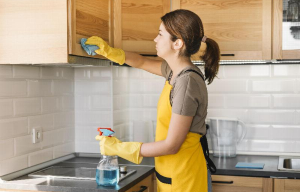 Tủ bếp gỗ công nghiệp