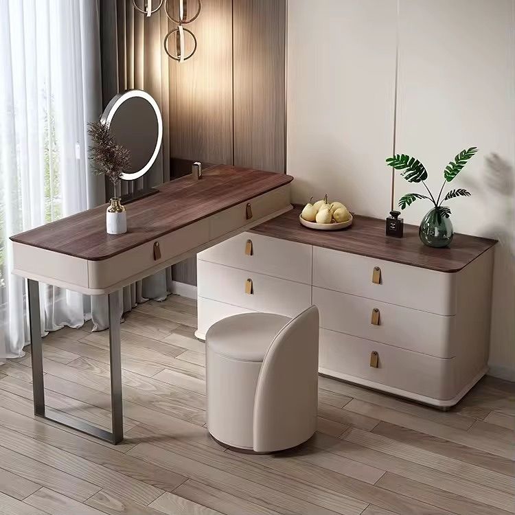 Các mẫu bàn ghế thường được để trong phòng ngủ hiện nay Bàn ghế phòng ngủ