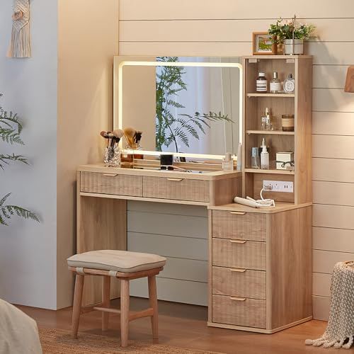 Các mẫu bàn trang điểm trong phòng ngủ hot nhất hiện nay Bàn trang điểm phòng ngủ