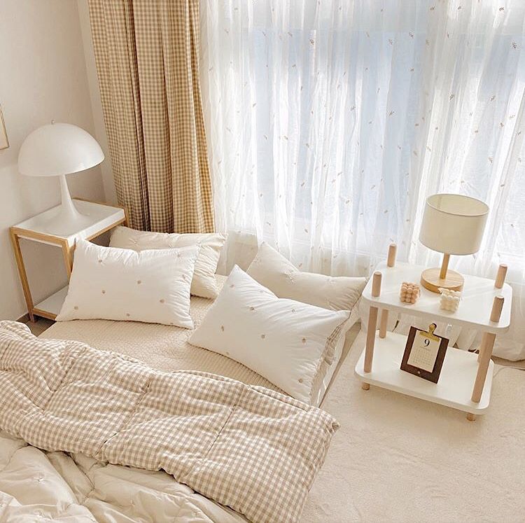 Top các vật dụng trang trí phòng ngủ không thể bỏ qua Vật dụng trang trí phòng ngủ