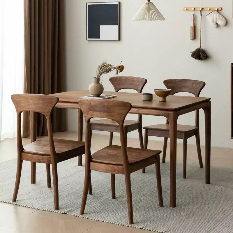 Các kiểu bàn ăn đơn giản 
