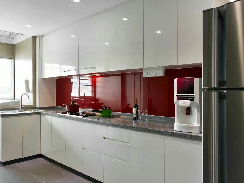 Tổng hợp các màu kính ốp bếp đẹp, dễ phối nội thất hiện nay Màu kính ốp bếp đẹp